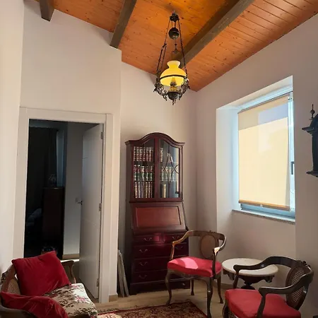 Villa Old Fonxe School Santa María