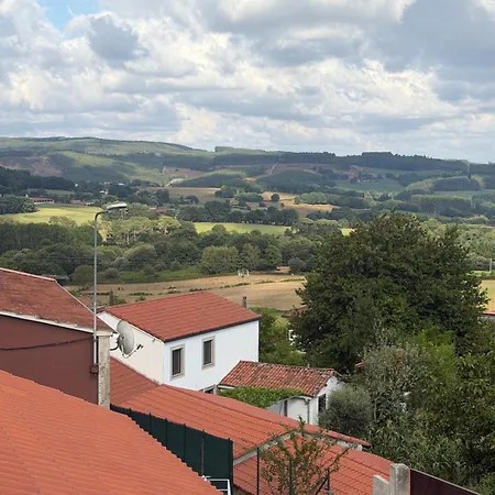 Vila Old Fonxe School